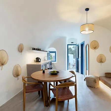 Acave Santorini Suites Vothon Exterior photo