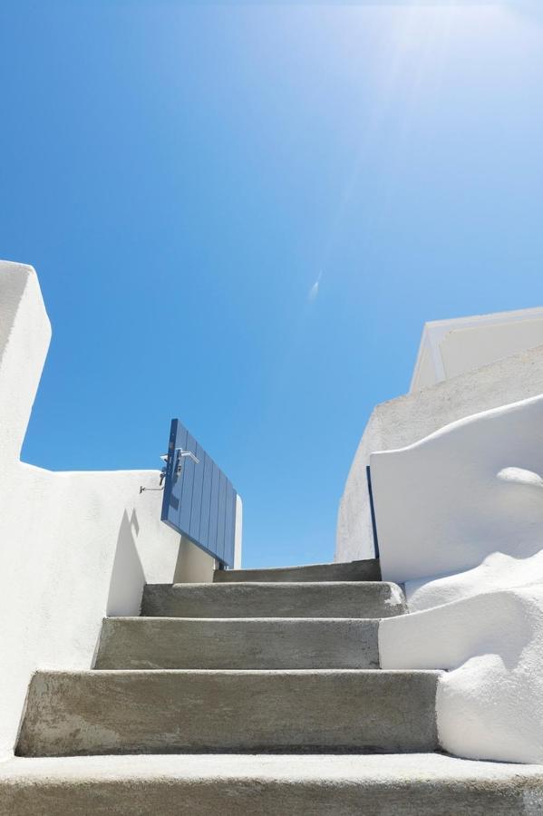 Acave Santorini * Vothon