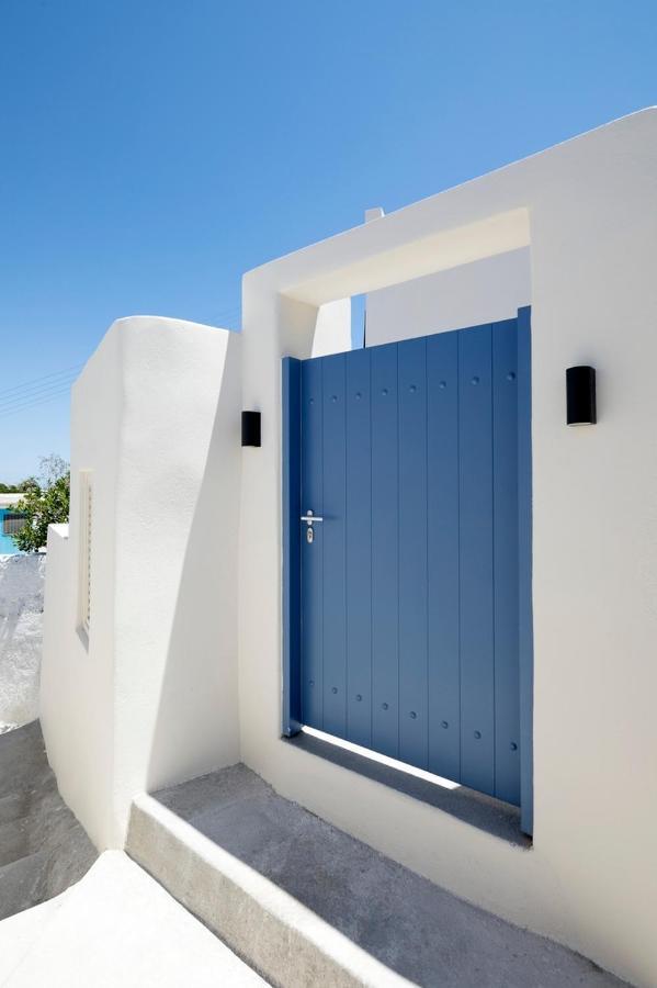Acave Santorini