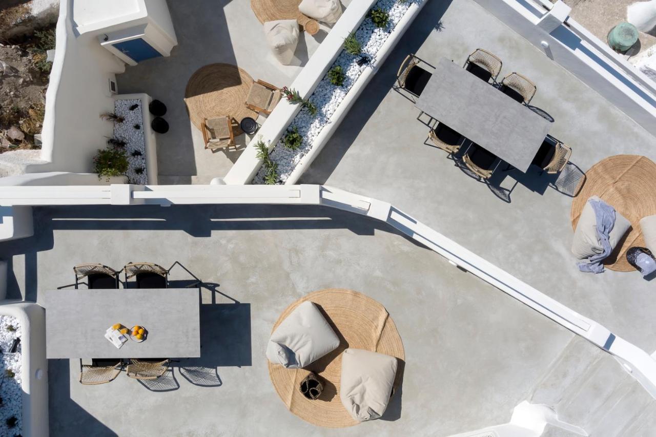 Acave Santorini