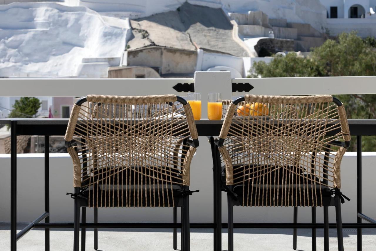 Acave Santorini Apartment
